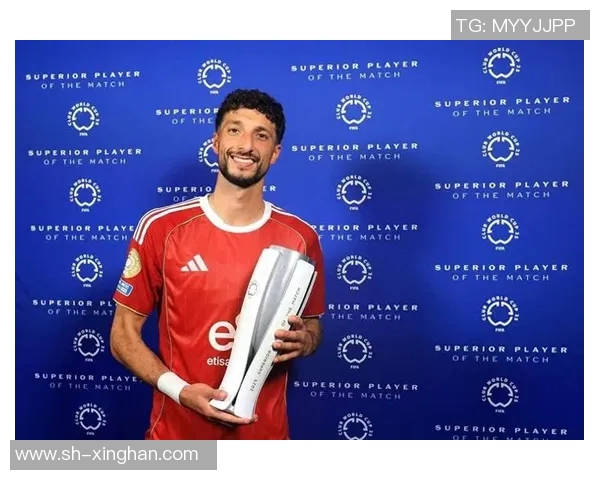 丹麦足球传奇退役球星回顾其辉煌职业生涯与未来展望